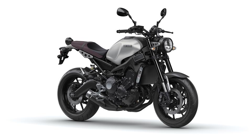 YAMAHA XSR900