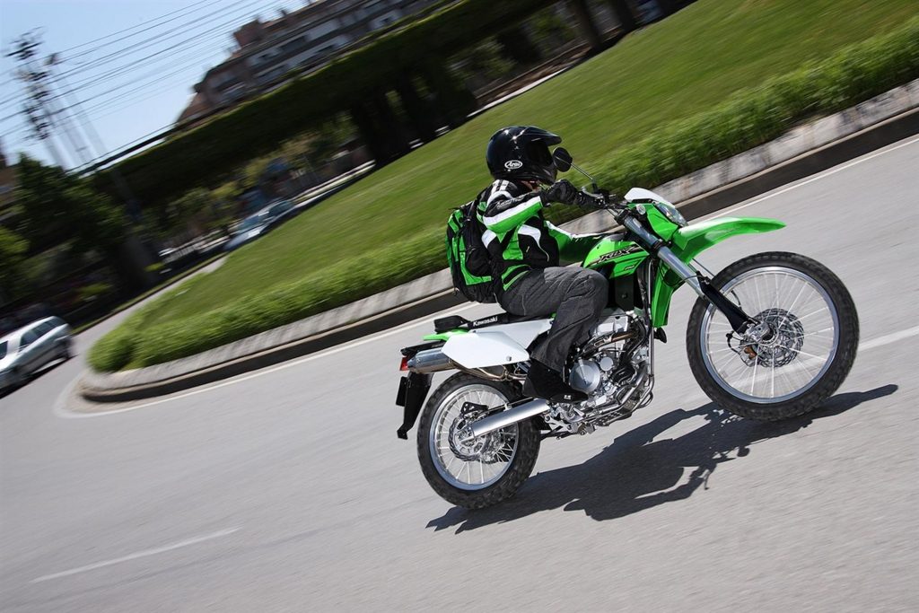 KLX250